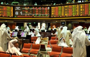 خبراء: دول خليجية ستبيع أسهما مليارية من ثرواتها السيادية