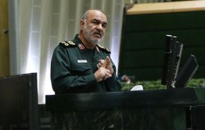 الحرس الثوري يعلن استعداده للمساعدة في التصدي لفايروس كورونا

