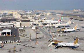 البحرين تعلق الرحلات القادمة من الامارات خوفا من كورونا

