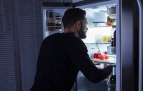 لا تأكل هذه الأطعمة قبل النوم إذا تجاوزت الـ40
