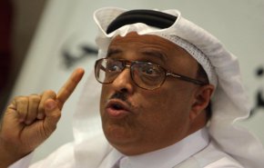 حلم ضاحي خلفان بسلطان عمان يثير سخرية رواد المواقع