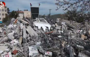 شاهد كيف يقوم الاحتلال بهدم منازل الفلسطينيين ببلدة بيرزيت 
