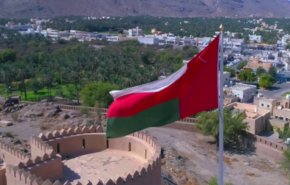 موديز تخفض التصنيف الائتماني لعمان