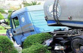 30 قتيلا في اصطدام صهريج وقود على طريق دمشق حمص
