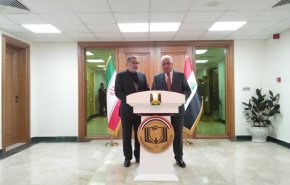 شمخاني: خطوة العراق لاخراج المحتلين جديرة بالتقدير