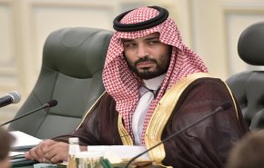 تايمز: بن سلمان نفذ 'انقلاب قصر' وشن حرب نفط كارثية