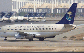 السعودية تعلق سفر المواطنين والمقيمين