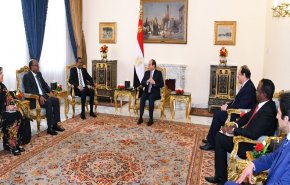 خضوع حميدتي لفحص كورونا بعد عودته من مصر