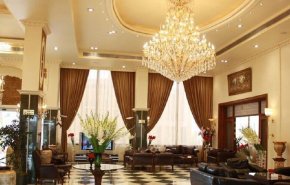 مستثمر يتبرع بفندقه الفاخر لاستخدامه للحجر الصحي في سوريا
