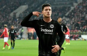 رئيس صربيا يهدد مهاجم ريال مدريد بالسجن إذا خرج من منزله