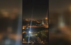 بغداد.. سقوط صاروخ في محيط المنطقة الخضراء
