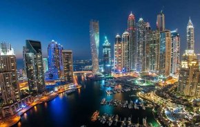 أزمة كورونا تعصف بقطاع السياحة في دبي وتحطمه