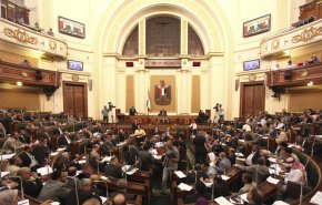 مطالبات في مصر بمعاملة الاطباء مثل الضباط والشرطة