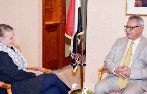 رئيس حكومة الانقاذ اليمنية يدعو المنظمات الدولية لإسناد القطاع الصحي 