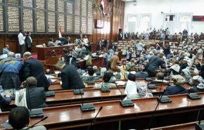 مجلس النواب اليمني يحتج على السماح بالرحلات الجوية إلى اليمن