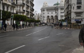 الجزائر.. بدء تطبيق حظر التجول بسبب انتشار كورونا