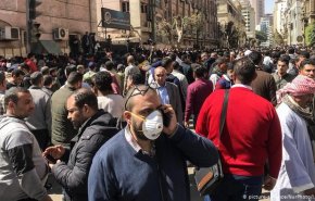 في مصر..معاناة نفسية لمرضى كورونا تضاف لألم أجسادهم