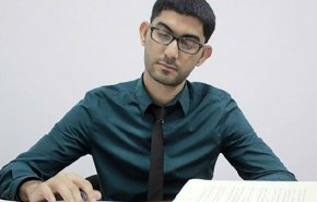 النظام البحريني يمنع صحفيا معتقلا من الإتصال بعائلته 