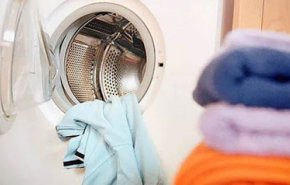 للتخلص من كورونا على أي درجة حرارة يجب غسل الملابس؟