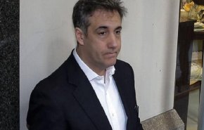 فيروس كورونا يفرج عن محامي ترامب السابق