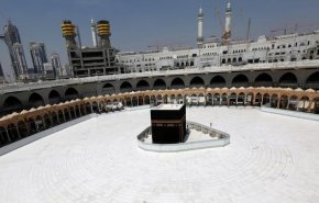 السعودية تقرر إقامة الـ'تراويح' والـ'تهجد' بالحرمين الشريفين دون مصلين
