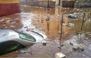 مشهد مرعب من سيل عدن التقط بالصدفة