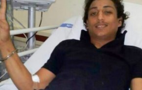 والدة معتقل بحریني تطالب بالكشف عن مصيره بعد انقطاع أخباره