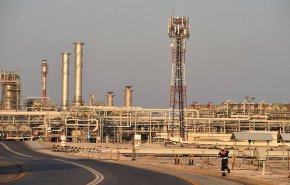 زلزال اقتصادي يضرب السعودية.. خفض الانفاق وزيادة الاقتراض
