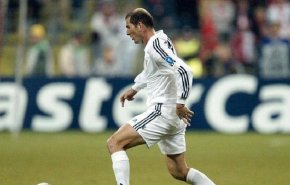 قصة 6.5 مليون يورو كادت تلغي قرار زيدان بالاعتزال