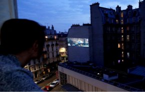 سينما باريسية تعرض أفلامها في الهواء الطلق بسبب كورونا