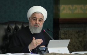 الرئيس روحاني: نشهد منحى تنازليا لمرض كورونا في البلاد