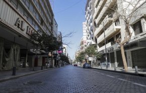 شاهد..أزمة لبنانية خانقة فاقمتها سياسات فاشلة على مدى عهود