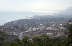 ذئاب سقطرى الاستراتيجية تفترس بعضها طمعاً بالثروات