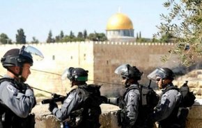 الأوقاف الفلسطينية ترصد انتهاكات الاحتلال في القدس المحتلة والخليل