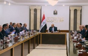 بالصورة..  الكاظمي يحيل حكومة عبد المهدي للتقاعد
