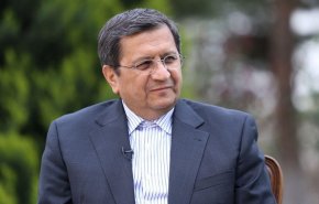 همتي: البنك المركزي وضع خططه بناء على استمرار الحظر الأميركي