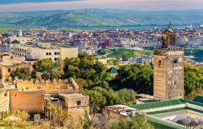 المغرب يأمل في تعزيز السياحة الداخلية 
