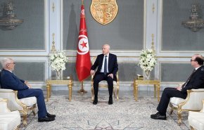 الفخفاخ يجتمع برؤساء الائتلاف الحاكم لرأب الصدع