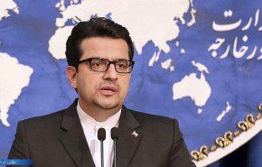 ايران لن تقف مكتوفة الايدي حيال اي خطوة امريكية حمقاء
