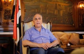 شاهد.. ماذا يفعل وزير التجارة السوري الجديد في سوق الهال؟