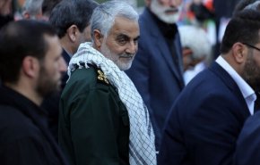 شاهد.. هكذا كان الشهيد سليماني يشرف على ايصال السلاح الى فلسطين