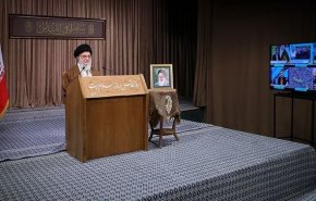 السيد الخامنئي يضع النقاط على الحروف ويبشر بفجر...