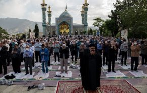 اقامة صلاة عيد الفطر السعيد في مختلف انحاء البلاد