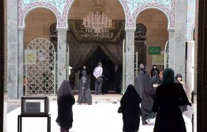 شاهد.. إعادة افتتاح مقام السيدة زينب (س) امام الزائرين