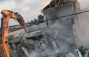 الاحتلال يهدم تجمعًا سكنيًا شرق أريحا

