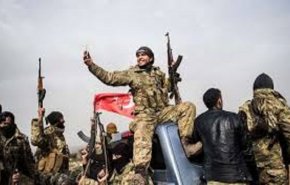 بالفيديو: مسلح سوري في ليبيا يحي 'القائد' اردوغان ويهدد السيسي