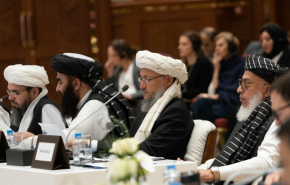 أنباء عن وفاة زعيم طالبان بكورونا