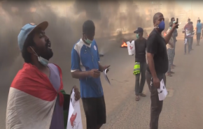 السودان..مسيرات وهتافات تنادي بمحاكمة من تسبب بمجزرة الاعتصام