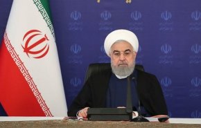 الرئيس روحاني يفتتح عدة مشاريع وطنية في مجال الطاقة