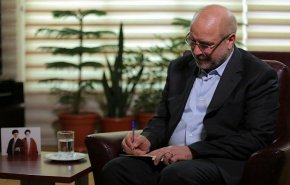 قاليباف: الامام الخميني (رض) ازاح ركبة اميركا المجرمة عن رقبة المستضعفين